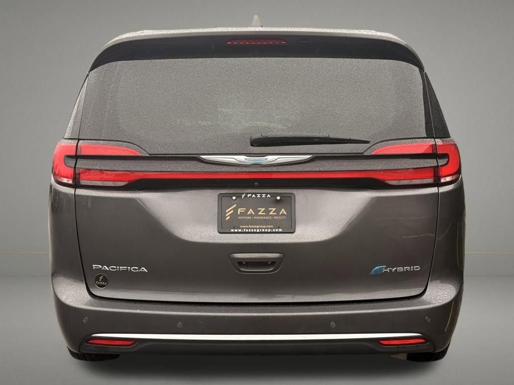 Used 2021 Chrysler Pacifica Touring-L image 4