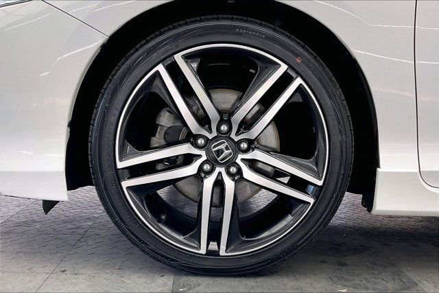 Used 2016 Honda Accord Sport image 8