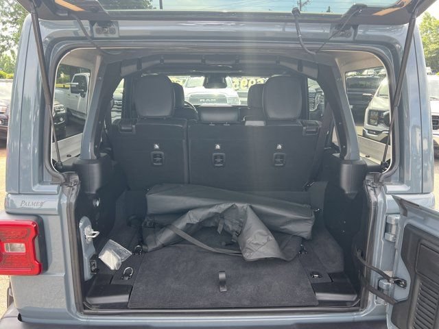 Certified 2025 Jeep Wrangler Unlimited Sahara w/ Safety Group AWD/4WD image 18