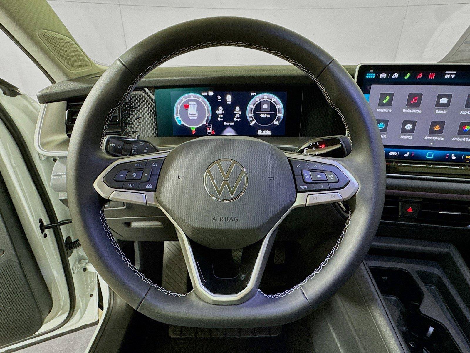 New 2026 Volkswagen Tiguan SE FWD image 6