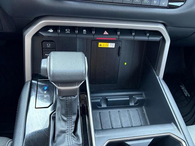Used 2024 Toyota Tundra Limited image 16