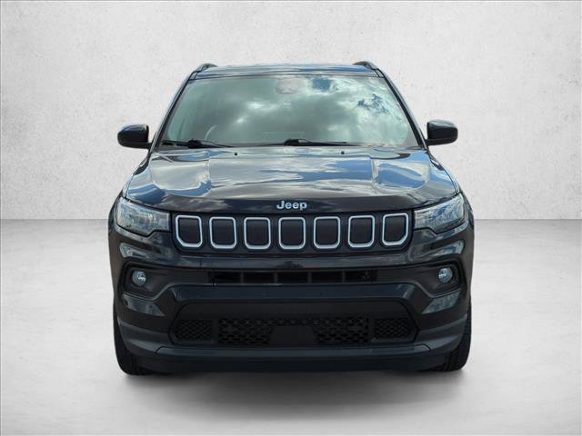 Used 2022 Jeep Compass Latitude w/ Convenience Group image 2
