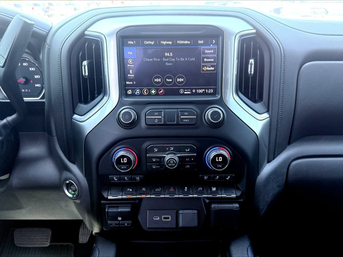 Used 2021 Chevrolet Silverado 1500 LTZ RWD image 12