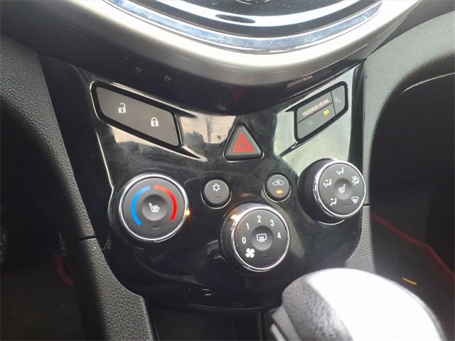 Used 2017 Chevrolet Sonic LT w/ Fun and Sun Package image 18