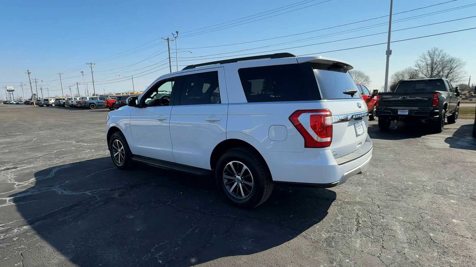 Used 2019 Ford Expedition XLT image 6
