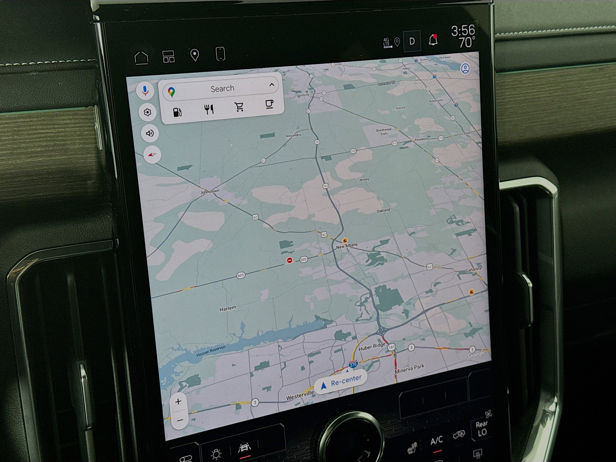 Used 2024 GMC Acadia Denali image 13