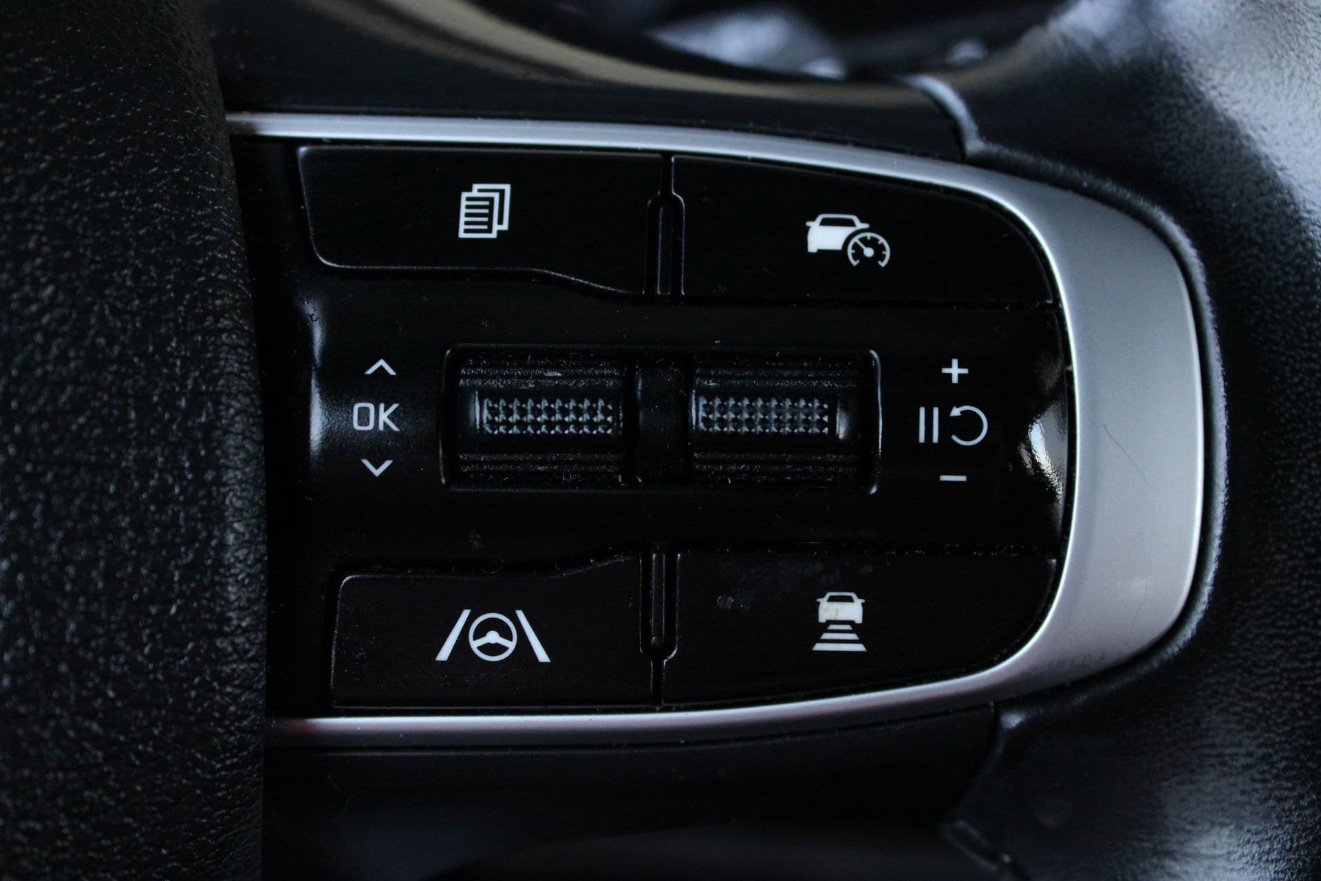 Used 2023 Kia Sportage SX FWD image 30