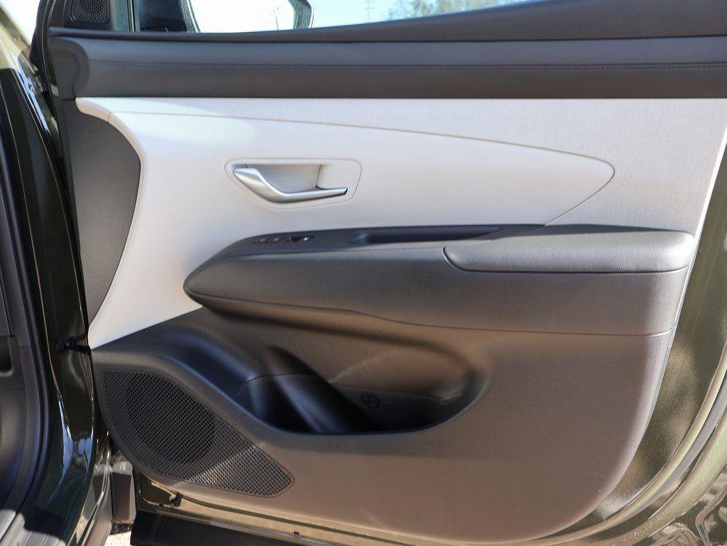 New 2026 Hyundai Tucson SEL image 9