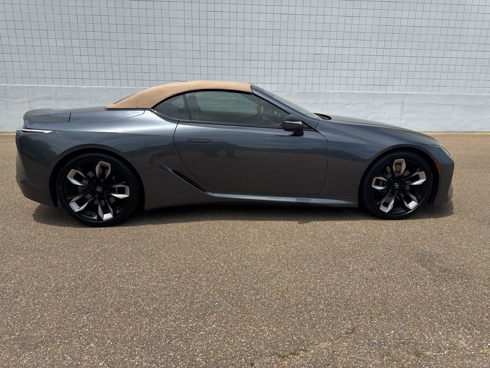 Used 2024 Lexus LC 500 Convertible w/ Touring Package RWD image 8