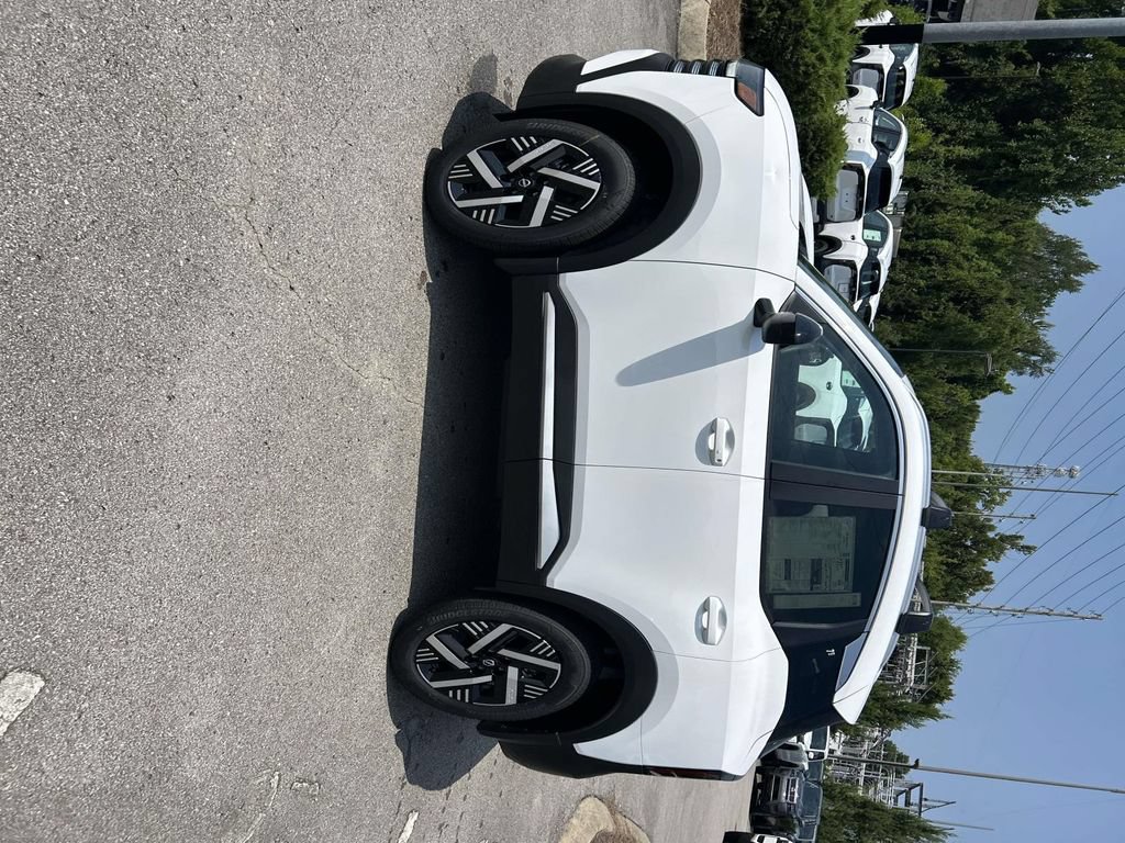 New 2026 Nissan Kicks SV w/ Cold Weather Package FWD image 4