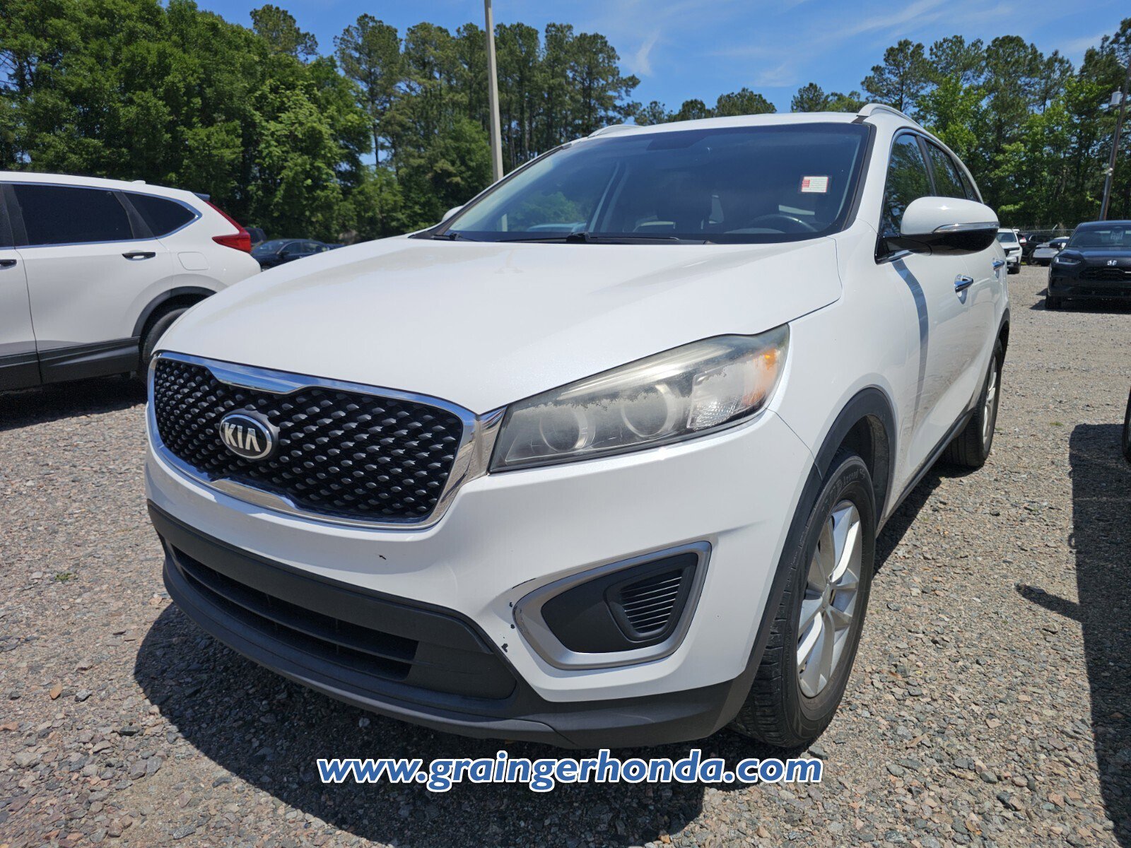 Used 2017 Kia Sorento LX w/ LX V6 Convenience Package FWD image 2