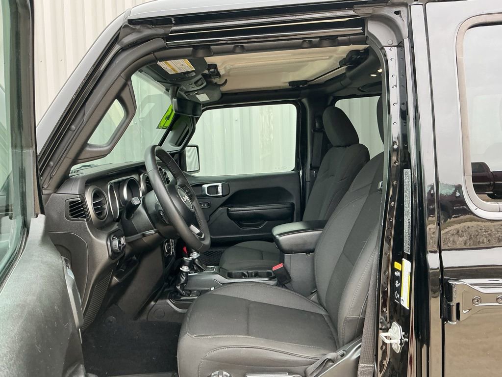 Used 2023 Jeep Wrangler Unlimited Sport AWD/4WD image 8