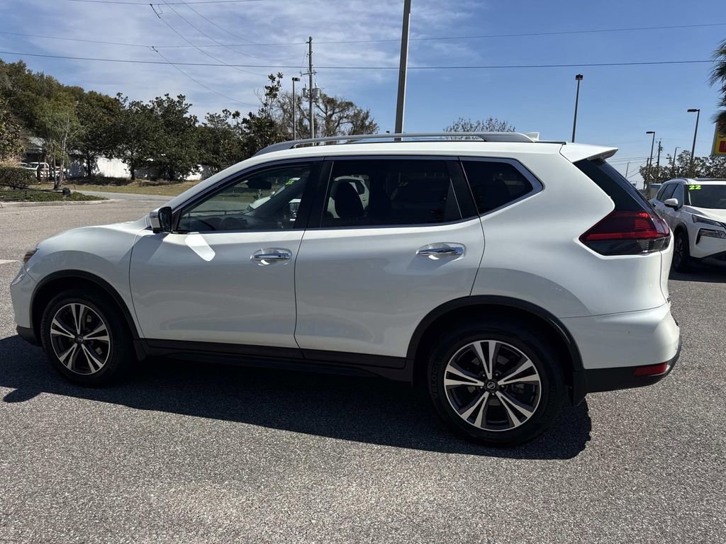 Used 2019 Nissan Rogue SV w/ Premium Package image 7