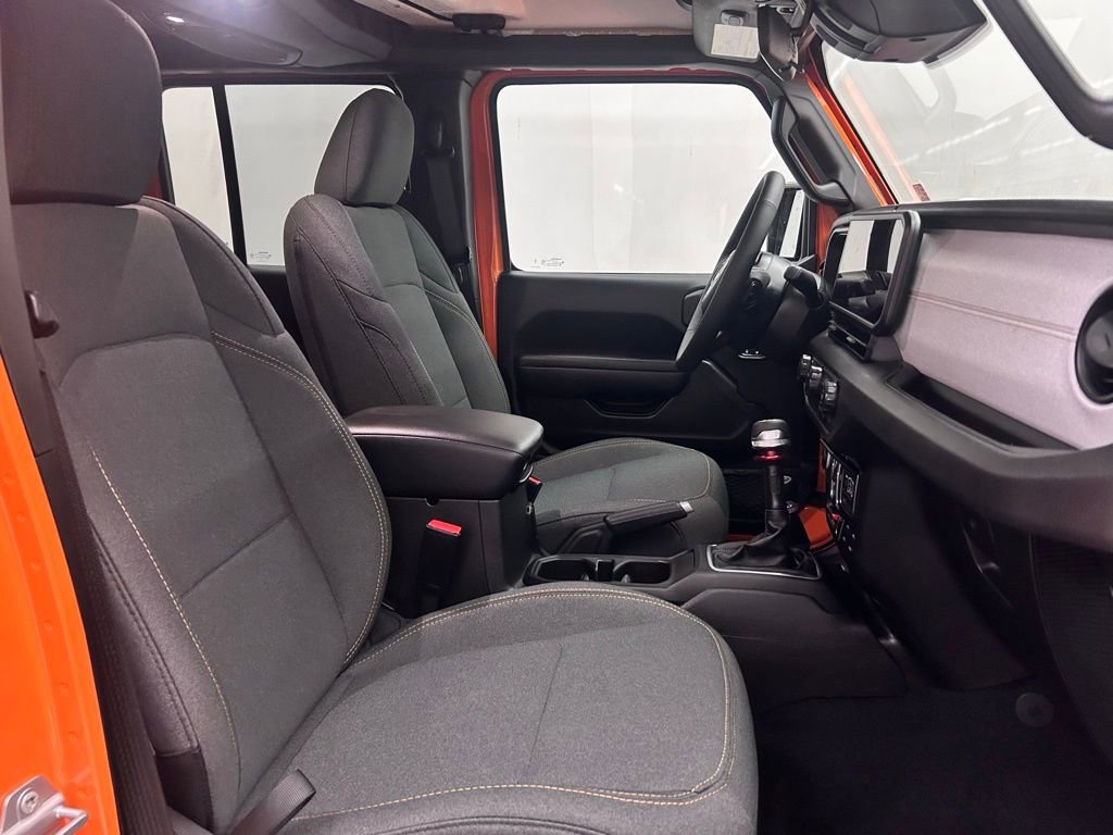 Certified 2025 Jeep Wrangler Willys image 23