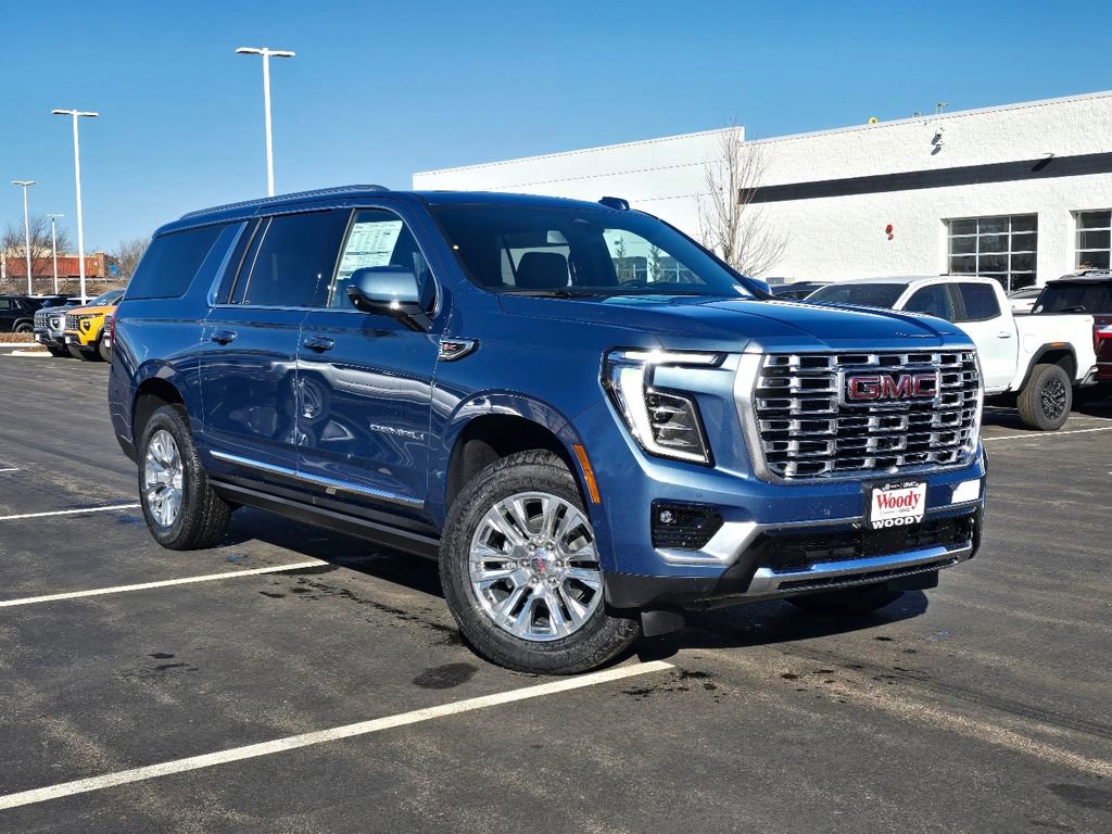 New 2026 GMC Yukon XL Denali w/ Sun & Power Step Package AWD/4WD image 2