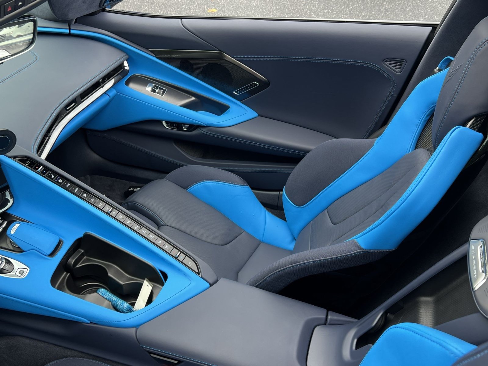 Used 2024 Chevrolet Corvette Stingray Premium Cpe w/ Z51 Performance Package RWD image 14