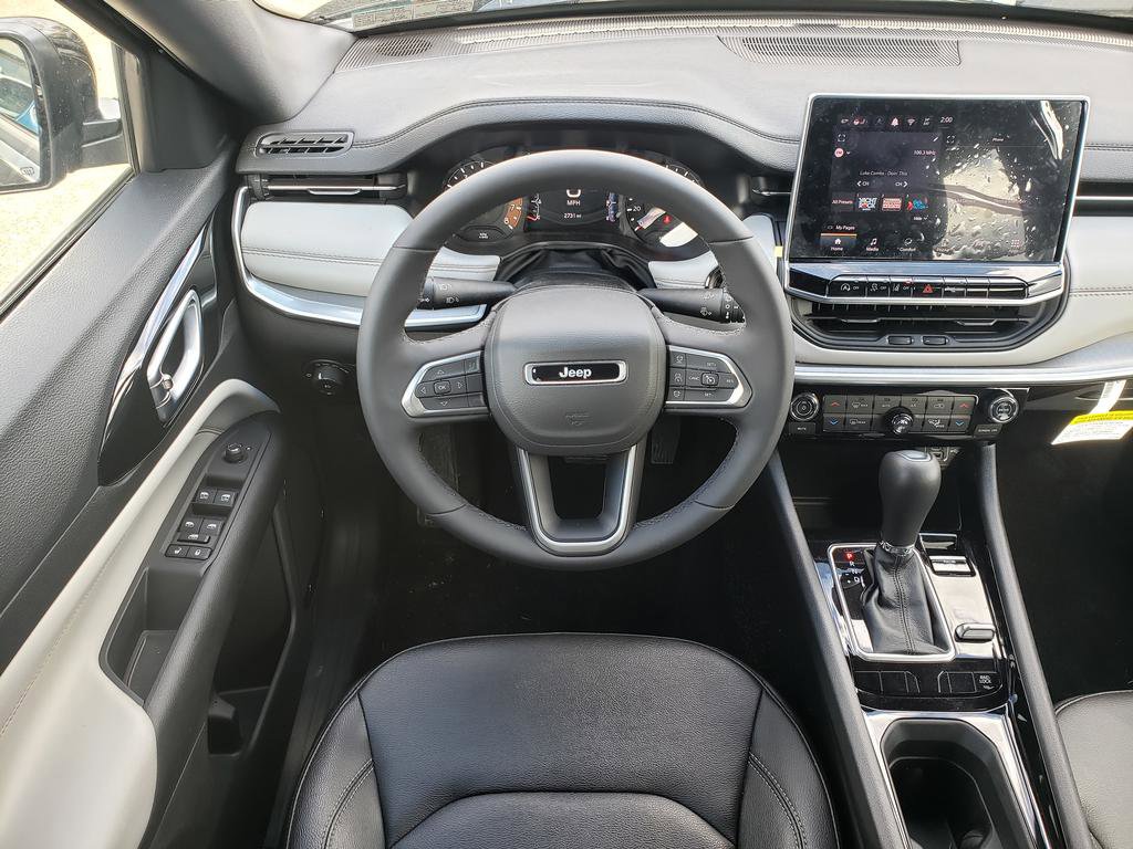 New 2026 Jeep Compass Limited image 15