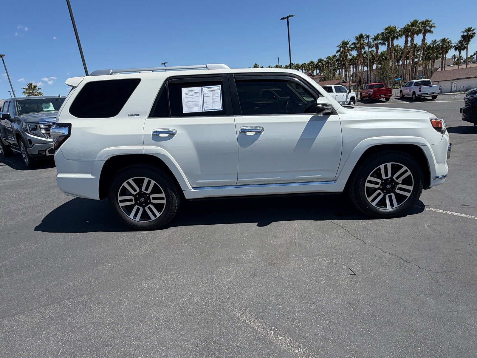 Used 2015 Toyota 4Runner Limited AWD/4WD image 2