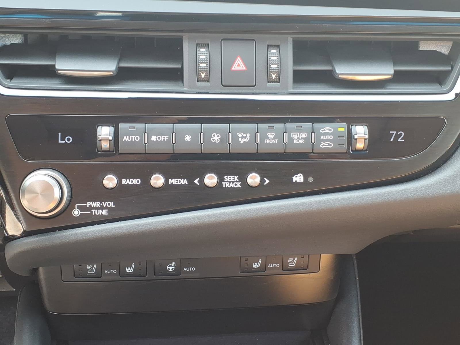 Certified 2024 Lexus ES 350 w/ Premium Package image 11