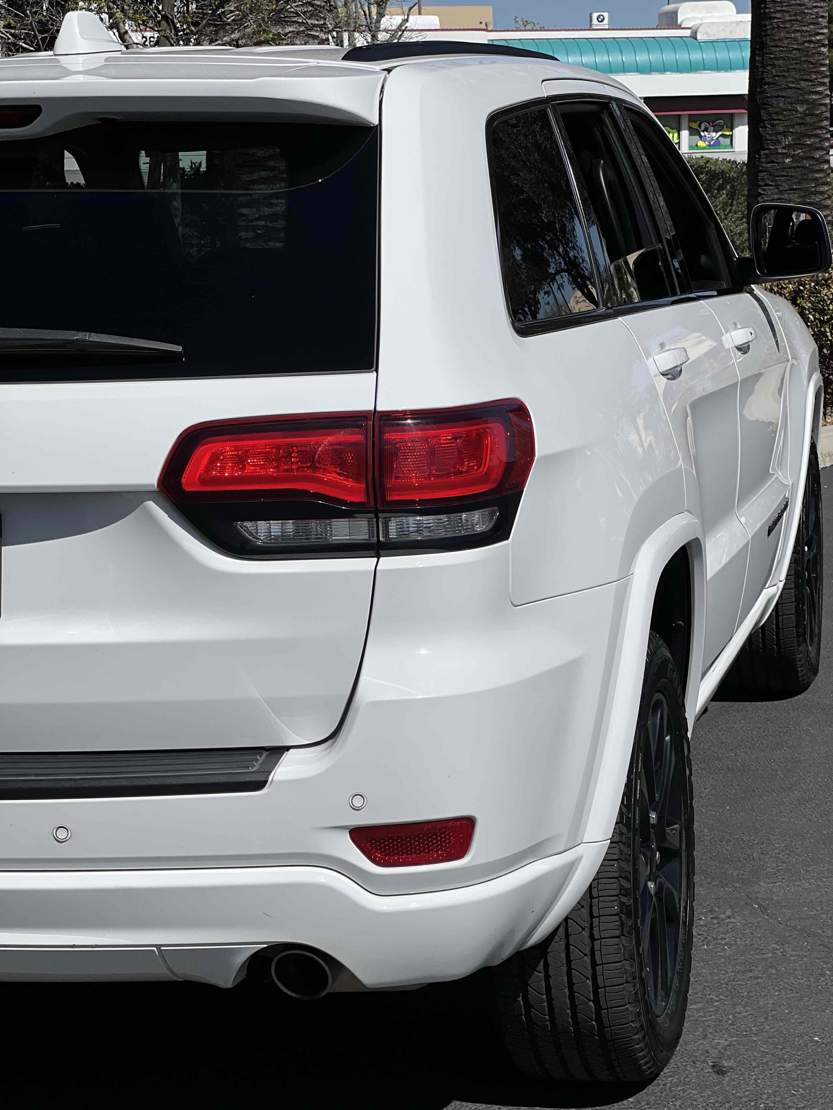 Used 2021 Jeep Grand Cherokee Laredo X image 59