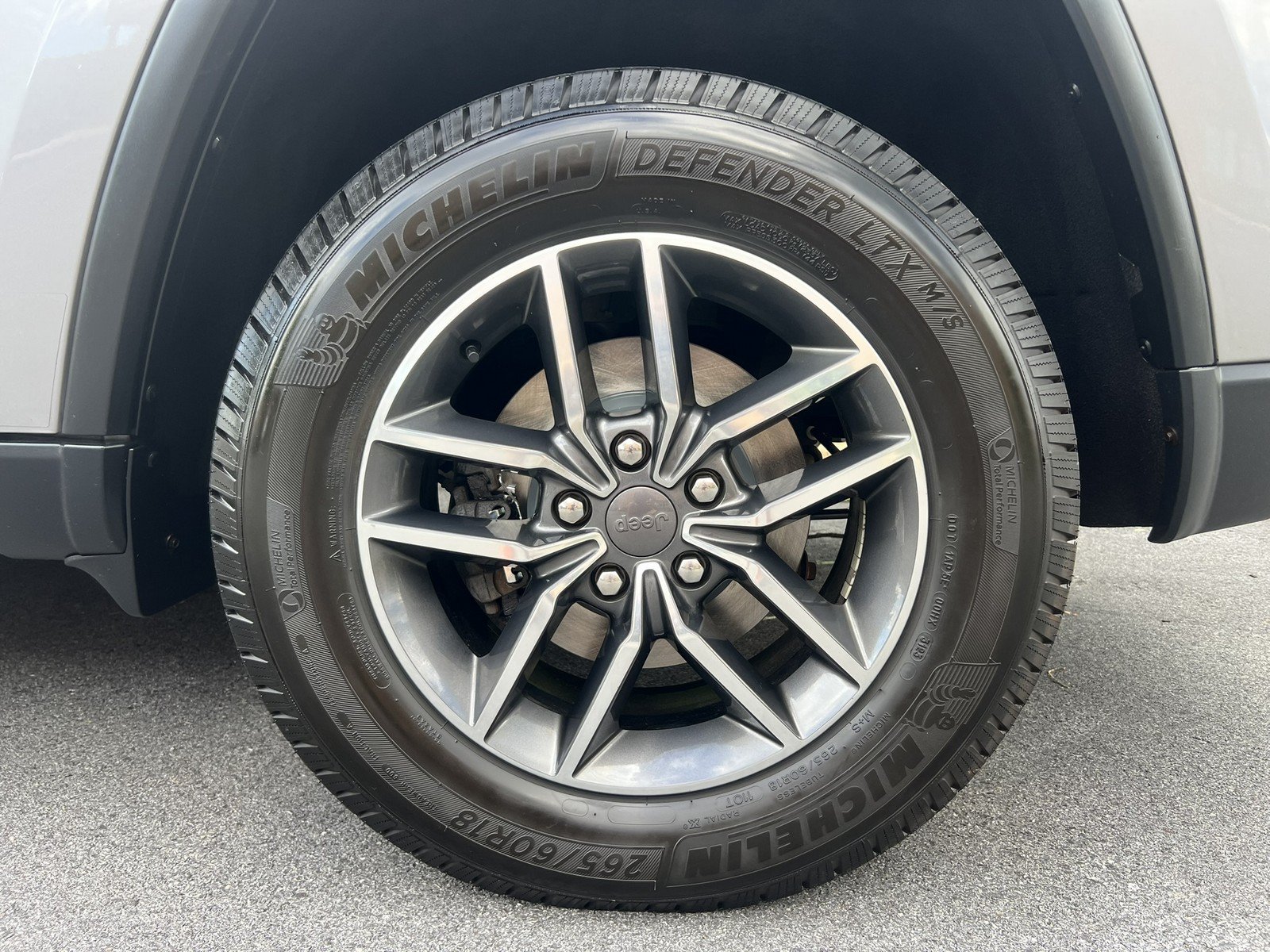 Used 2019 Jeep Grand Cherokee Limited w/ Luxury Group II AWD/4WD image 87