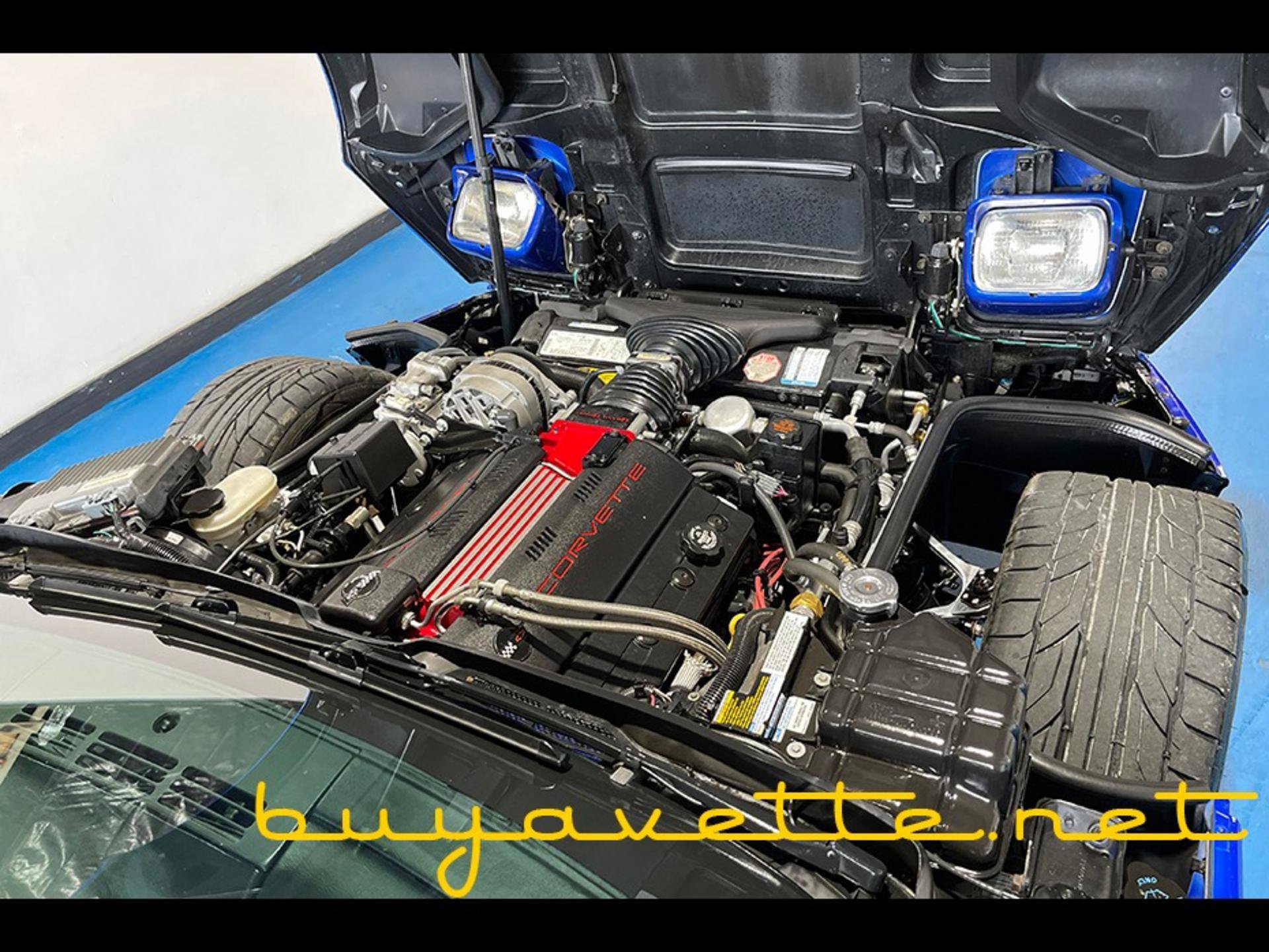 Used 1996 Chevrolet Corvette Coupe RWD image 25