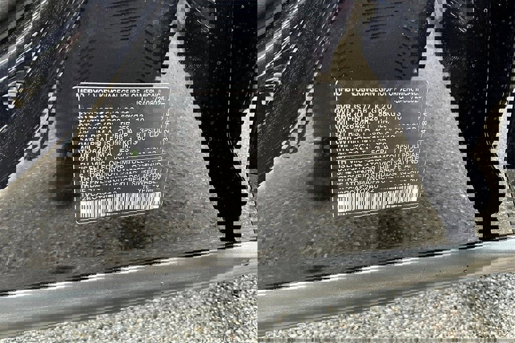 New 2026 Volkswagen Atlas Cross Sport SEL Premium R-Line image 29