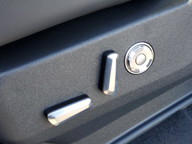 New 2027 Lincoln Navigator L Reserve w/ Jet Appearance Package AWD/4WD image 12