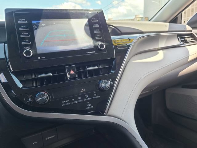 Used 2023 Toyota Camry LE AWD/4WD image 30