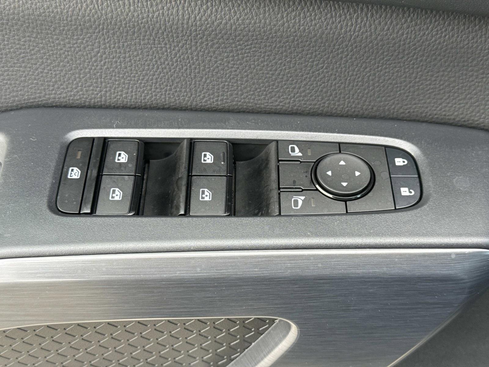 Used 2024 Nissan Pathfinder Rock Creek image 22