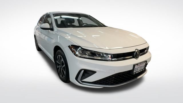 Certified 2025 Volkswagen Jetta S FWD image 2