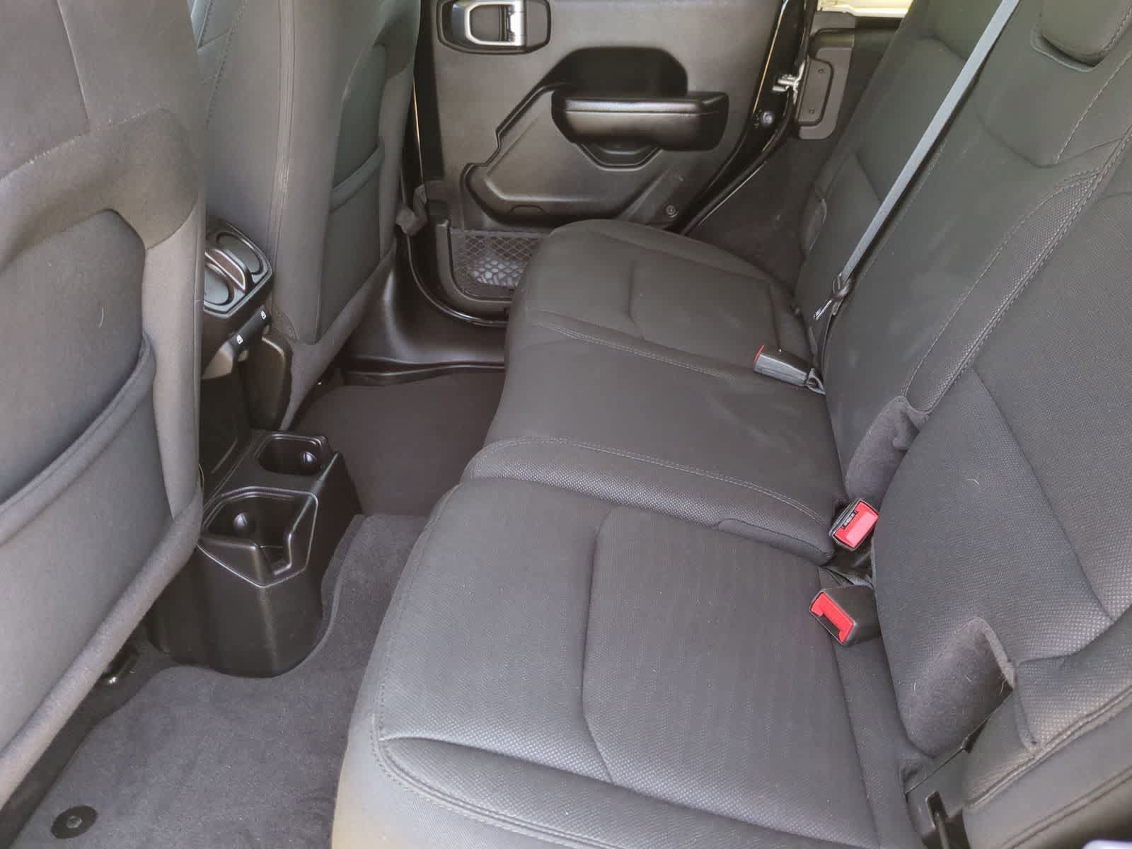Used 2020 Jeep Wrangler Unlimited Sport AWD/4WD image 19