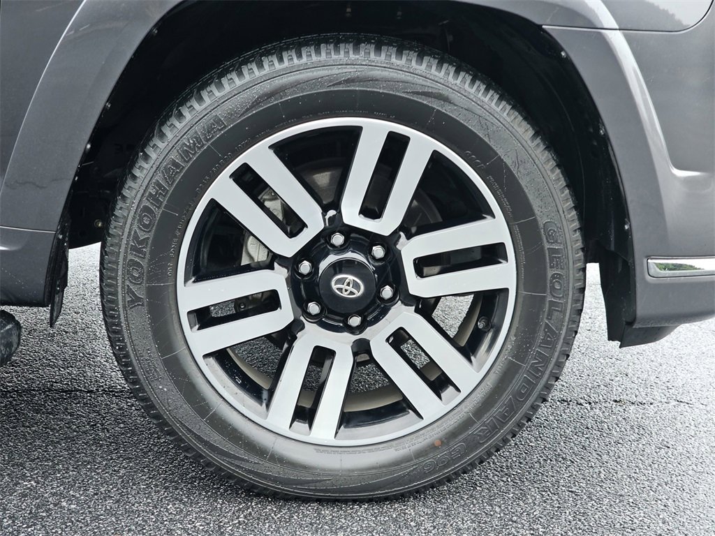 Used 2022 Toyota 4Runner Limited image 13