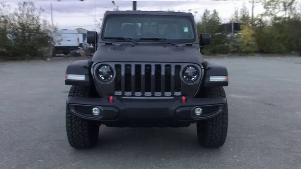Used 2023 Jeep Gladiator Rubicon w/ LED Lighting Group AWD/4WD image 3