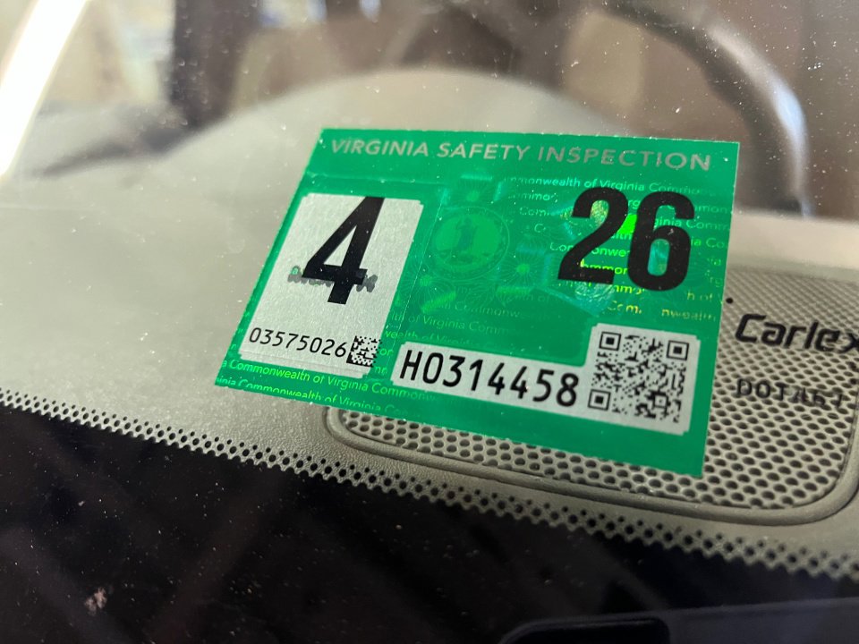 Used 2016 Nissan Frontier SV image 37