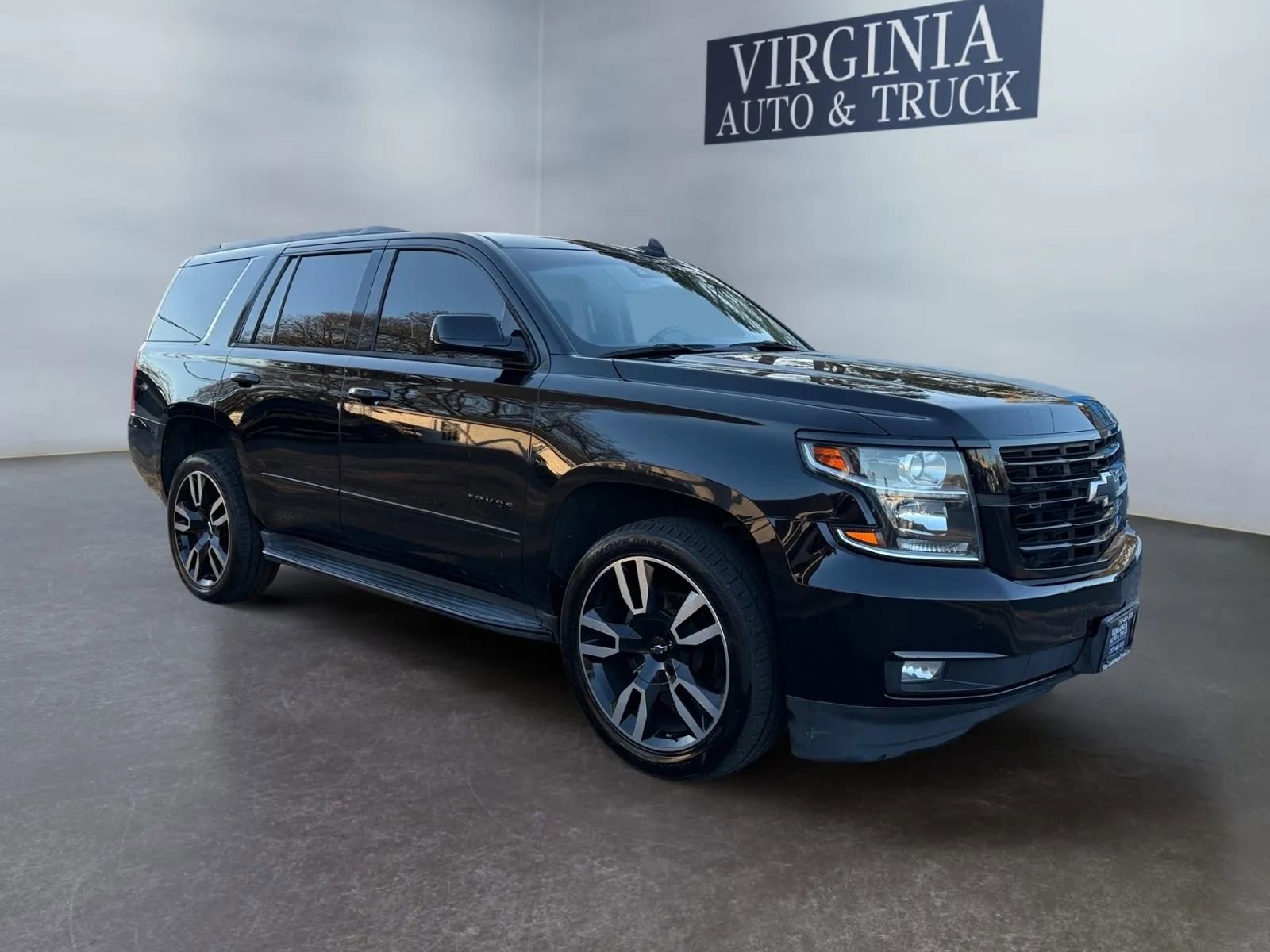 Used 2018 Chevrolet Tahoe Premier AWD/4WD image 7