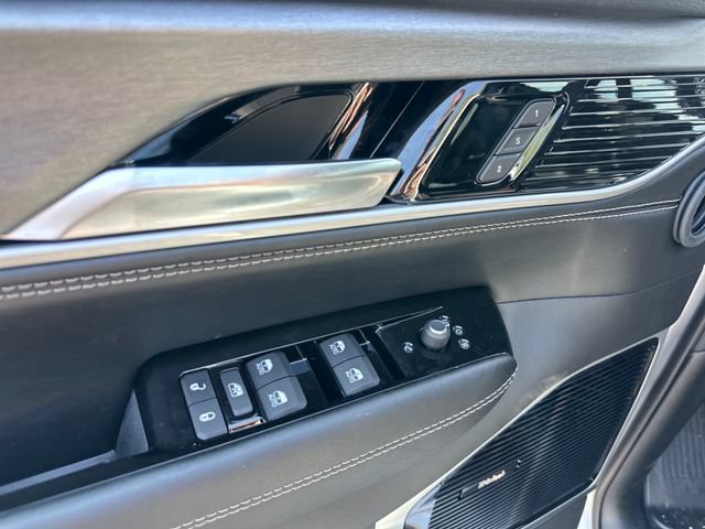 New 2026 Jeep Grand Wagoneer Limited AWD/4WD image 13