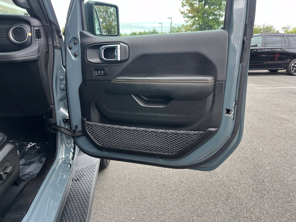 Used 2026 Jeep Wrangler Unlimited Sahara AWD/4WD image 23