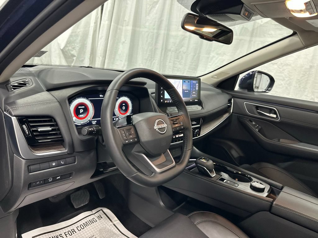 Used 2026 Nissan Rogue Platinum w/ Platinum Premium Package AWD/4WD image 15