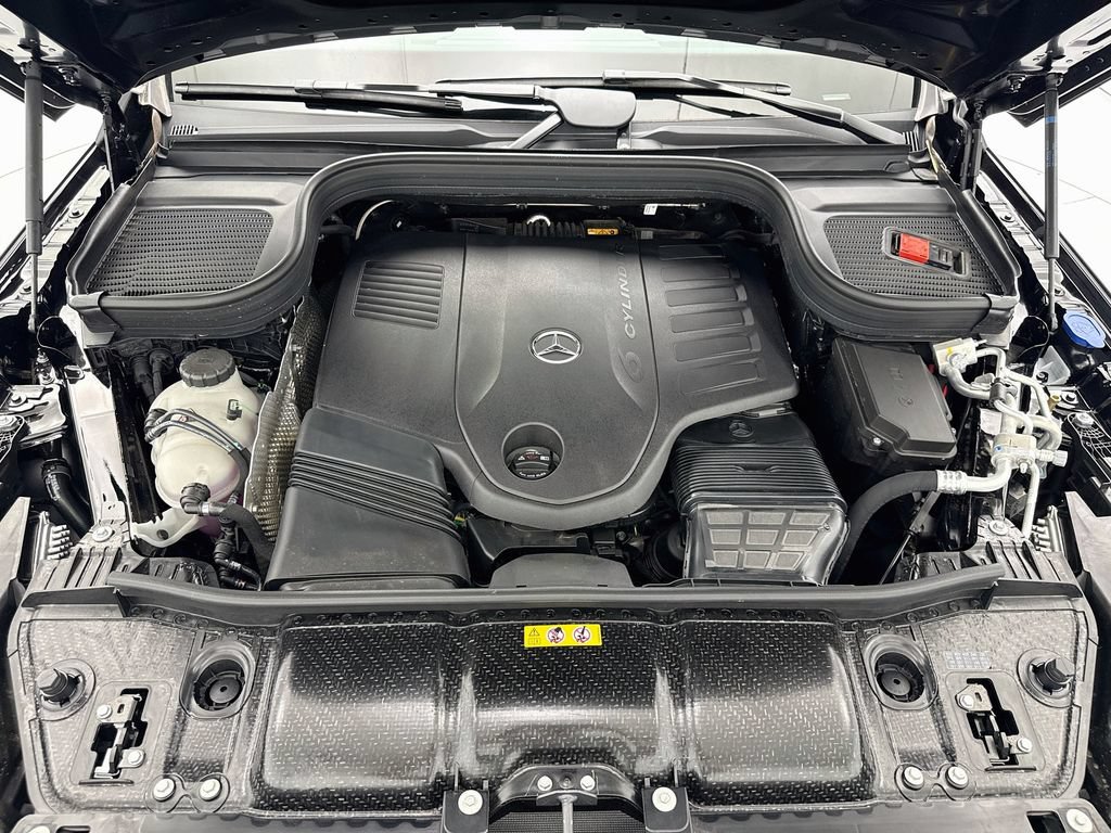 New 2026 Mercedes-Benz GLS 450 4MATIC image 28