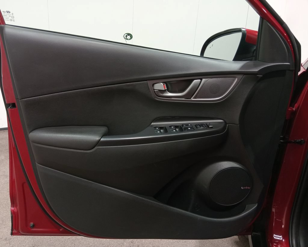 Used 2021 Hyundai Kona Ultimate FWD image 16