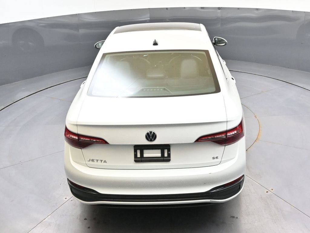 Used 2023 Volkswagen Jetta SE w/ Panoramic Sunroof Package FWD image 39
