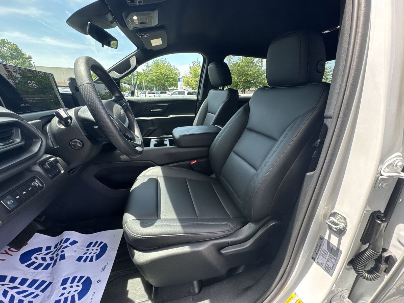 Used 2024 Chevrolet Silverado EV W/T AWD/4WD image 13