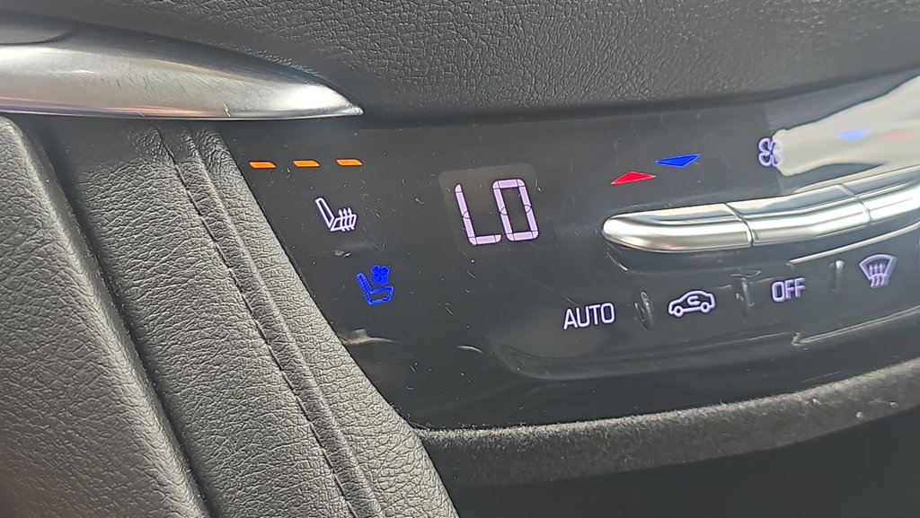 Used 2019 Cadillac XT5 Premium Luxury FWD image 27