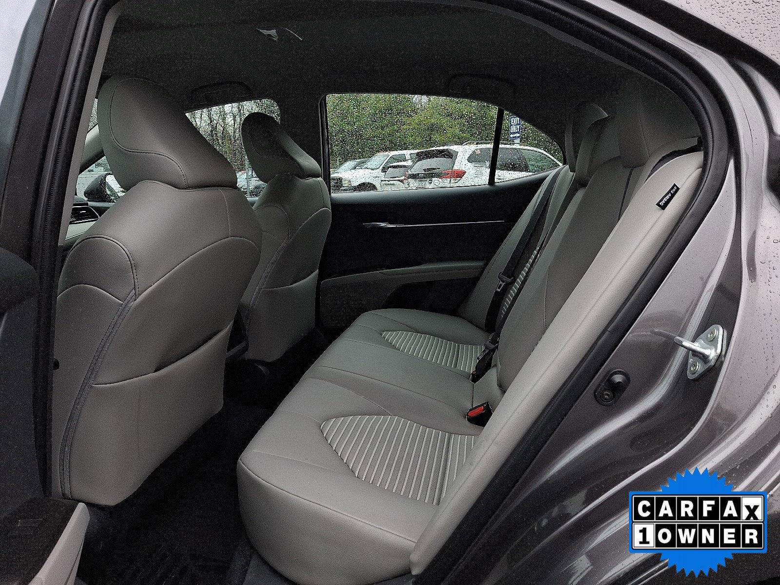 Used 2023 Toyota Camry SE image 36