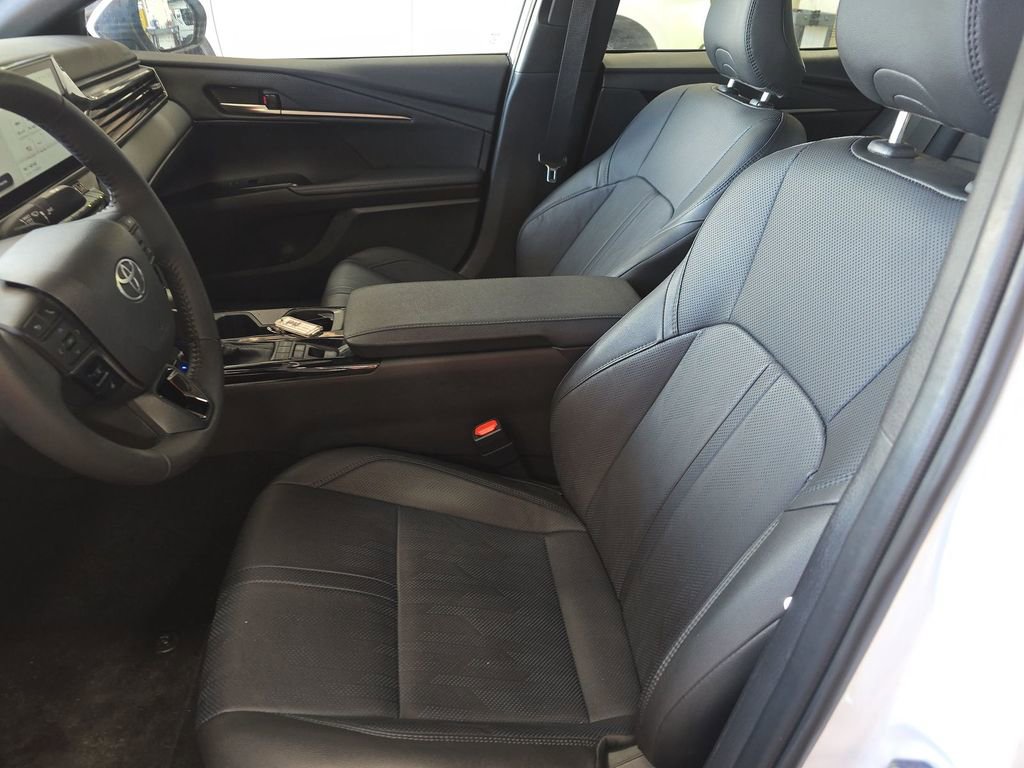 Used 2026 Toyota Camry XSE image 3