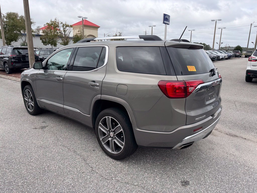 Used 2019 GMC Acadia Denali w/ Technology Package FWD image 7