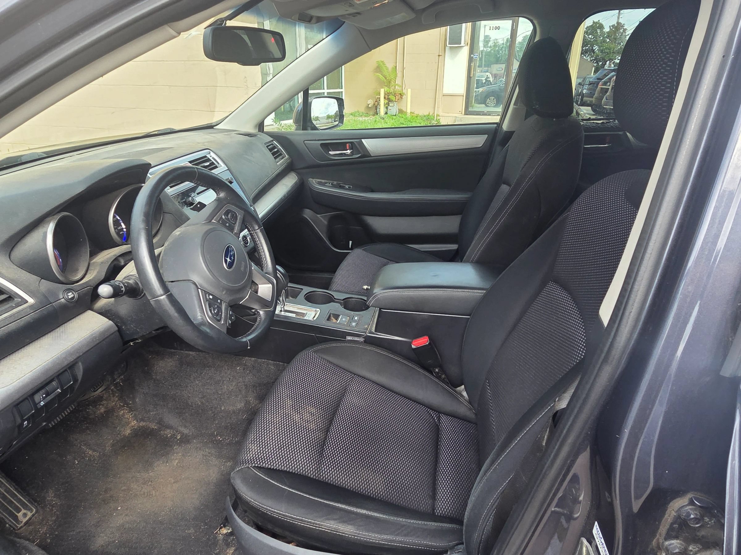 Used 2015 Subaru Outback 2.5i Premium AWD/4WD image 12