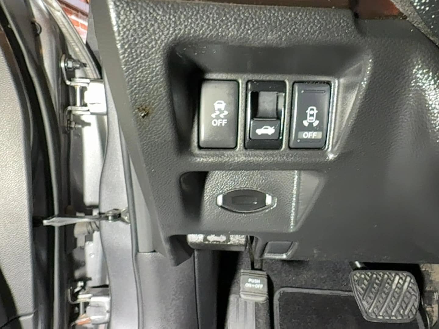Used 2013 INFINITI G37 x Sedan w/ Premium Pkg image 23