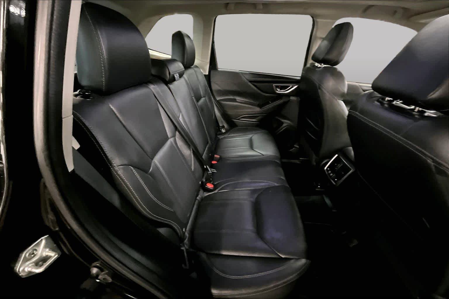 Used 2022 Subaru Forester Touring AWD/4WD image 19